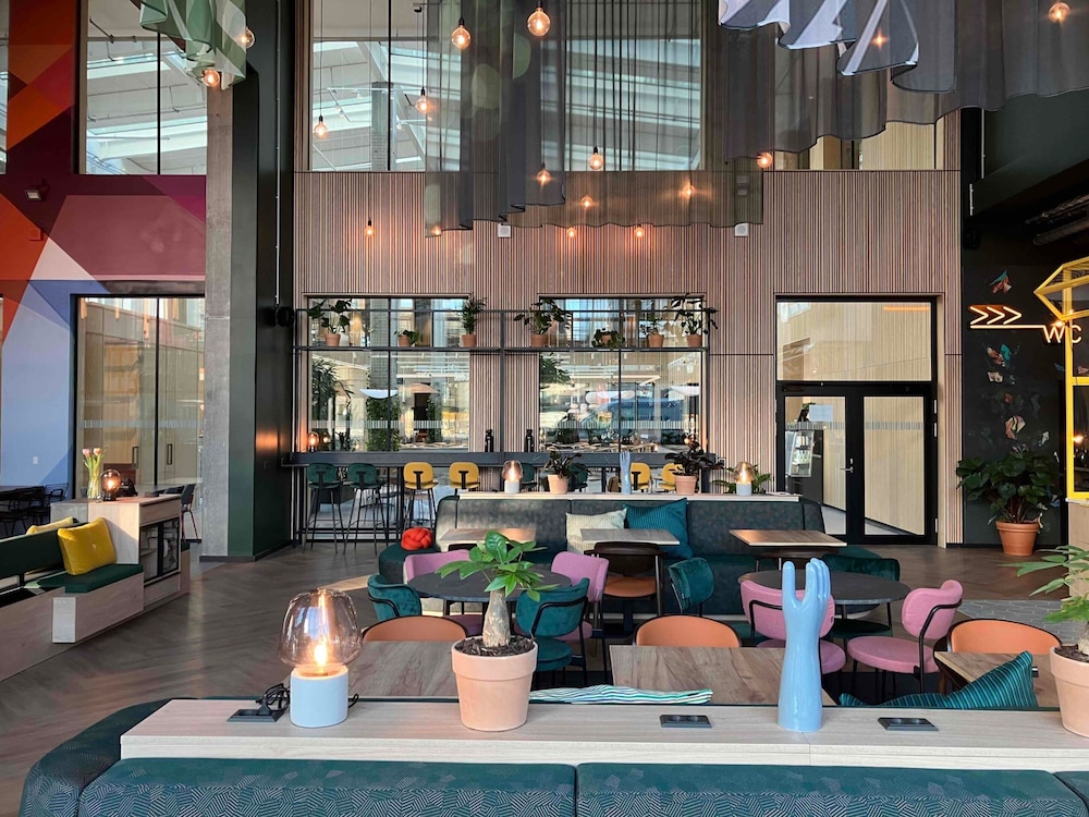 IBIS STYLES COPENHAGEN ORESTAD 33/45