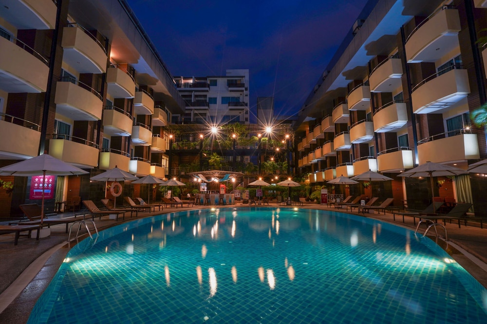 Baron Beach Hotel in PATTAYA