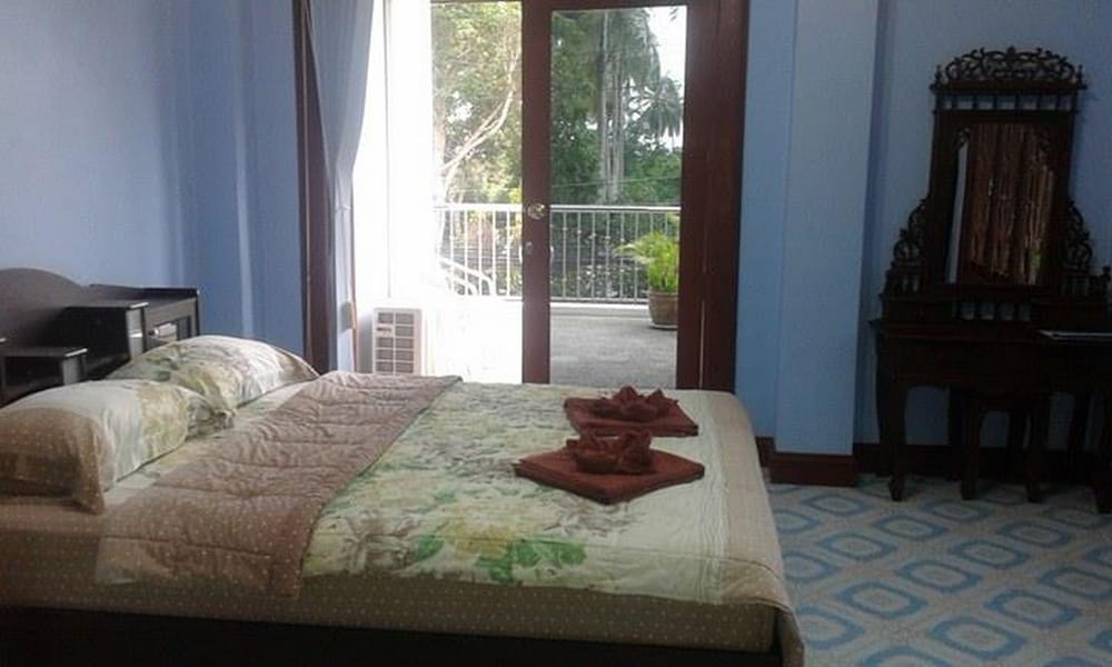 GUEST ROOM, ROOM ASSIGNED ON ARRIVAL