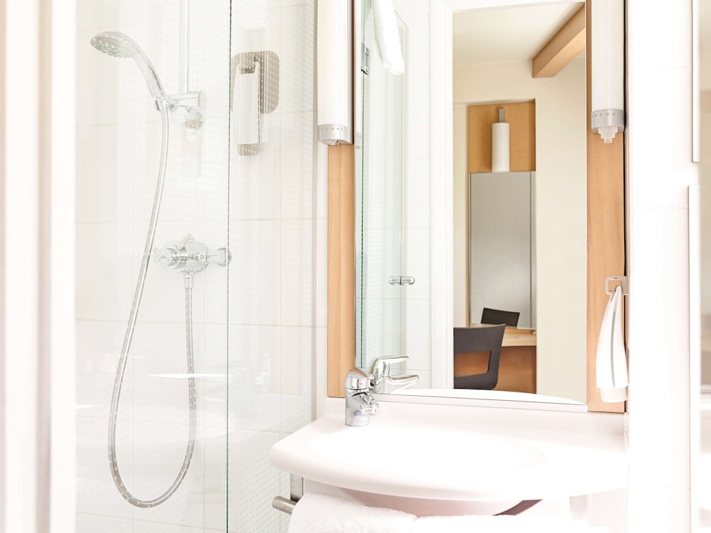 Ibis Birmingham New Street Station Hotel 46/46