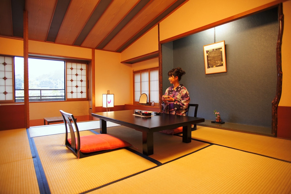 ONISHIYA SUISHOEN 40/60