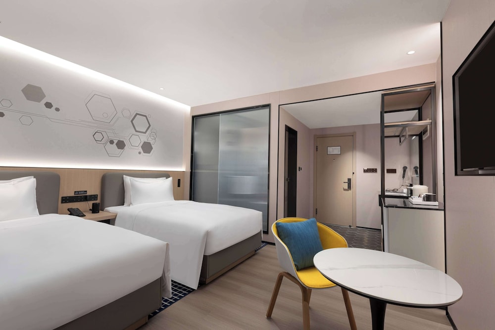 STANDARD, TWIN BEDS, SMOKING