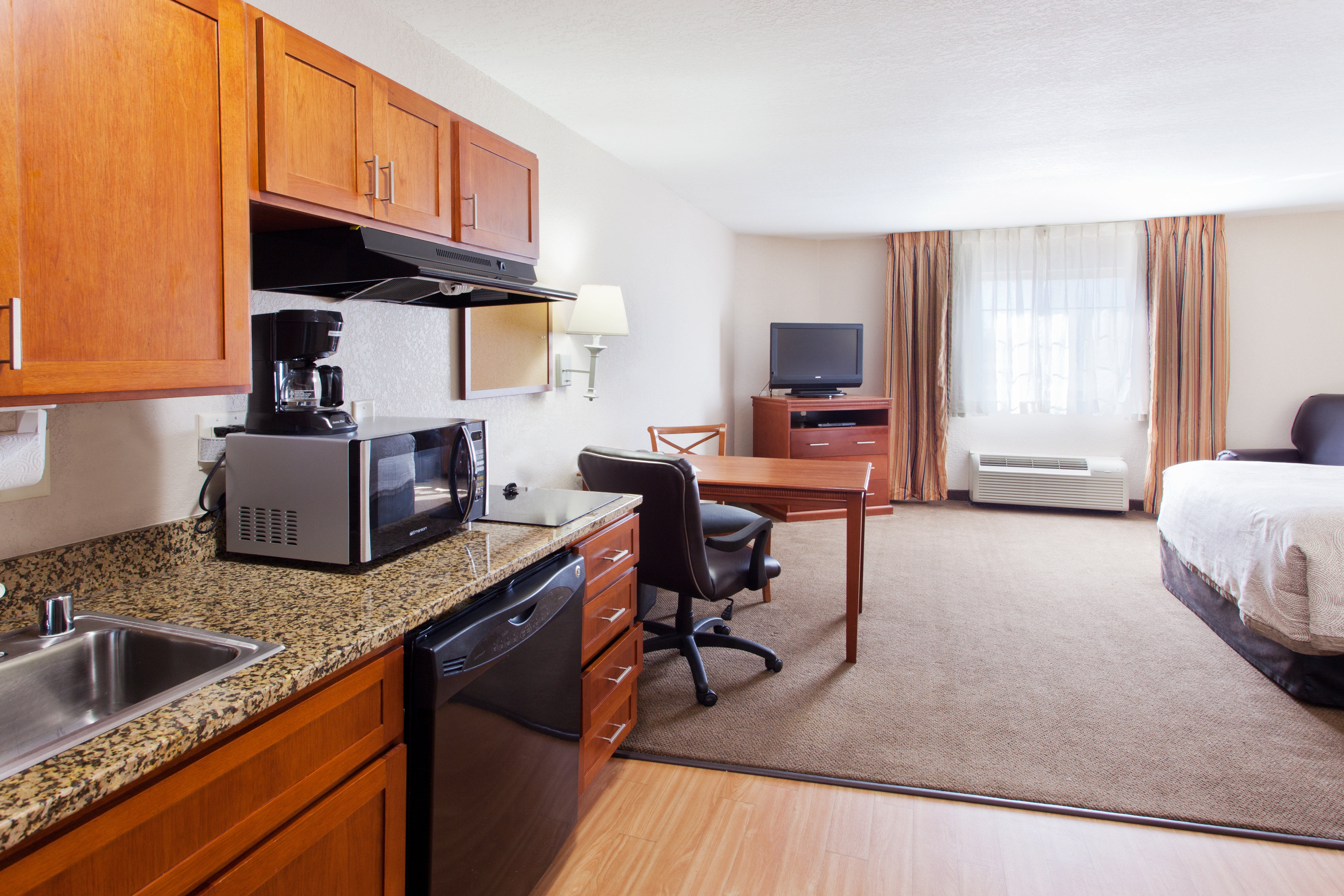 Candlewood Suites Lexington 37/74