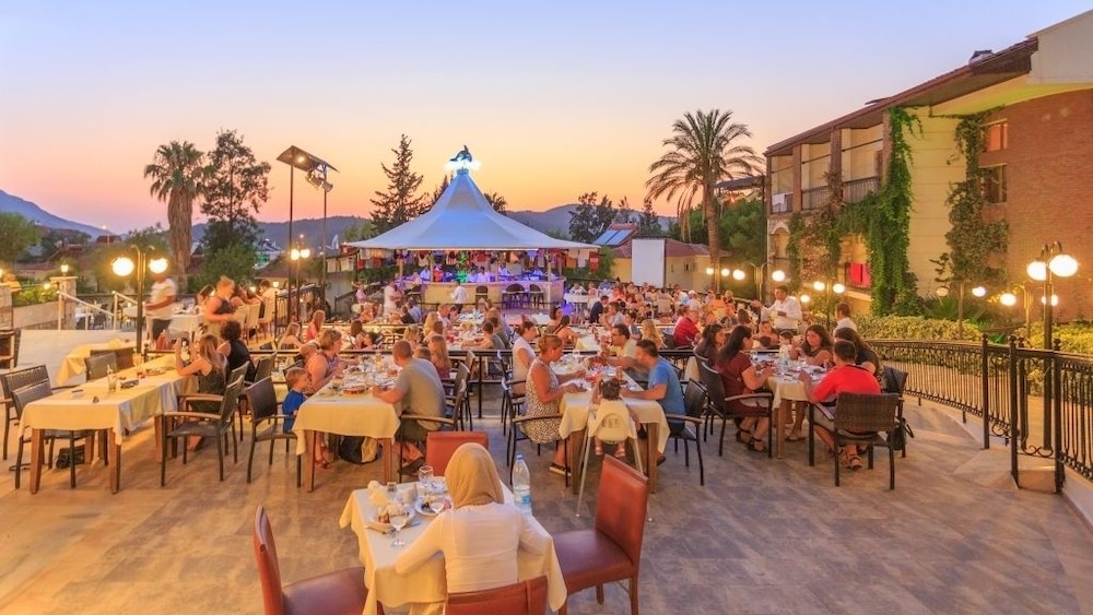 Orka World Hotel and Aqua Park 61/64