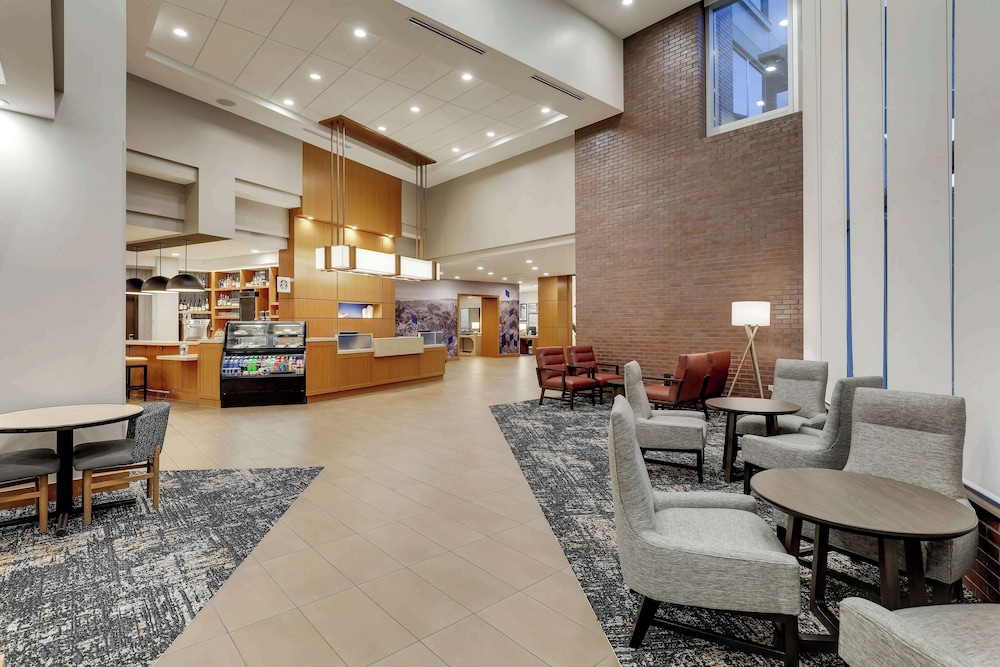 Hyatt Place St. Louis/Chesterfield 56/70