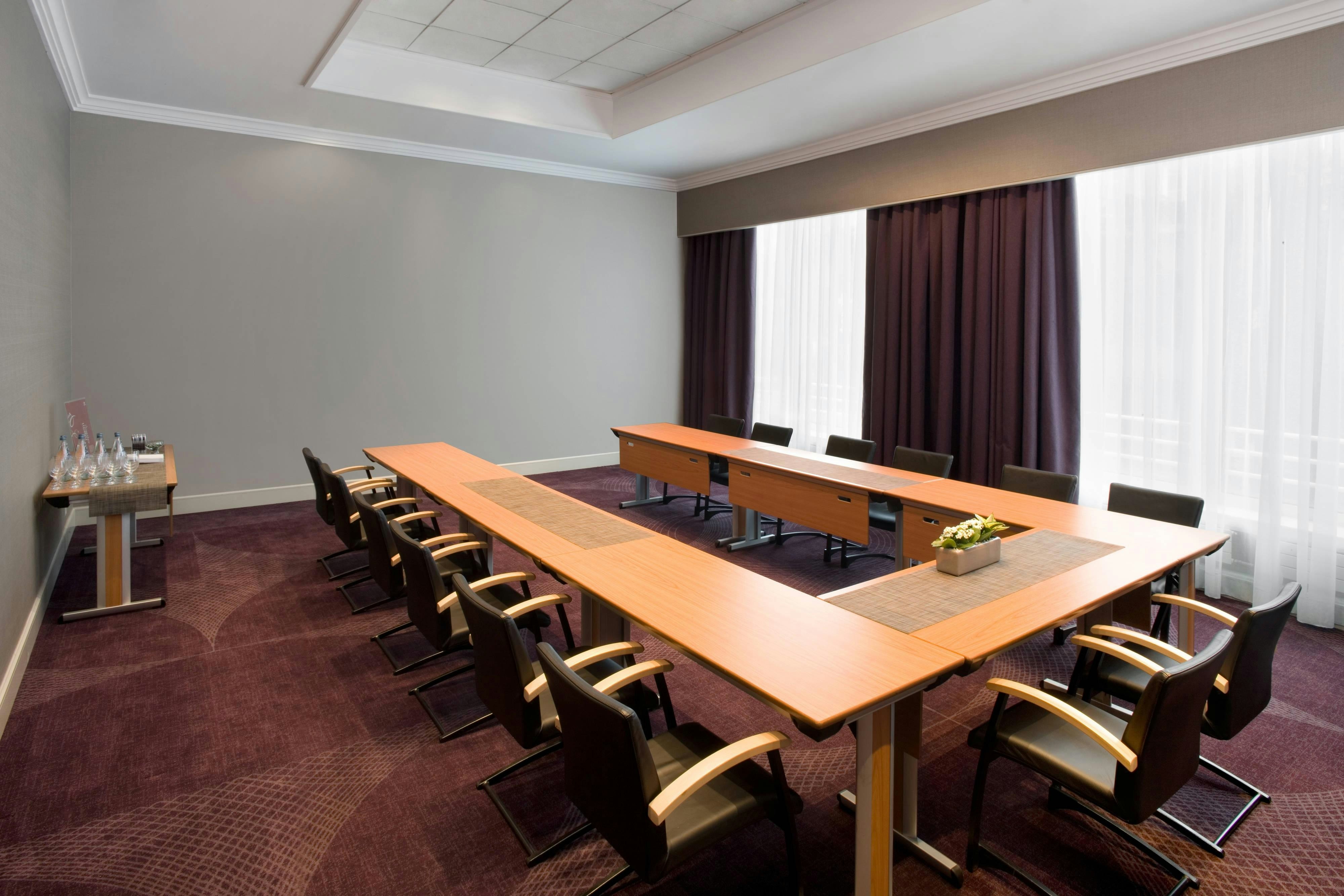 Sheraton Grand Warsaw 59/67