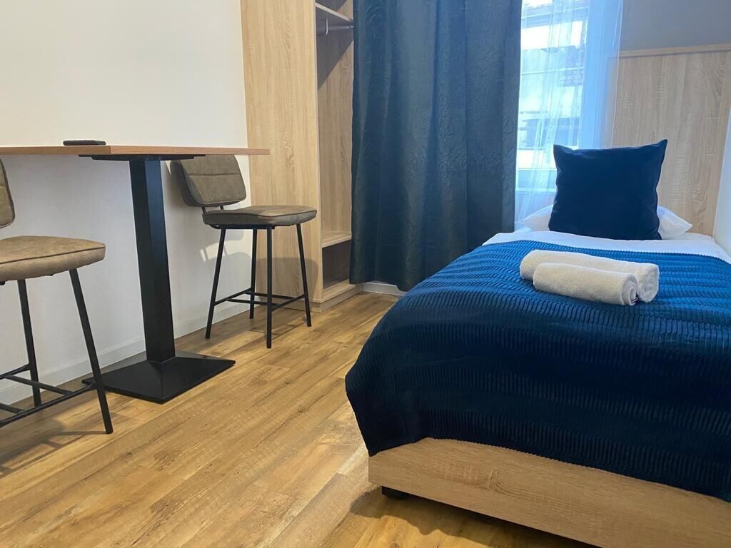 CLASSIC, STUDIO, SINGLE BED