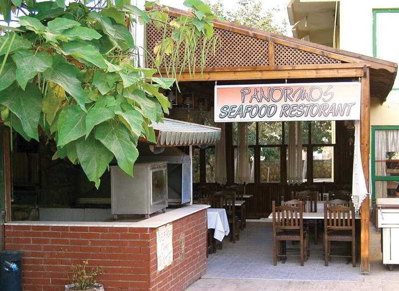 Panormos Hotel 13/41