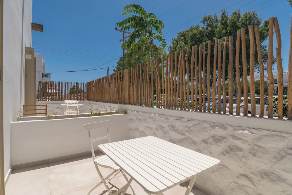 Arco Solium Suites 44/48