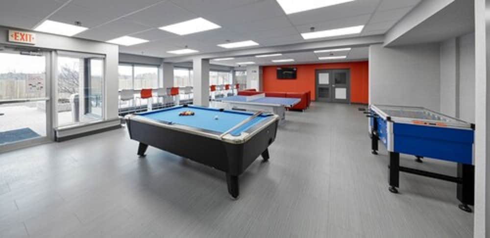 Residence & Conference Centre - King City 10/27