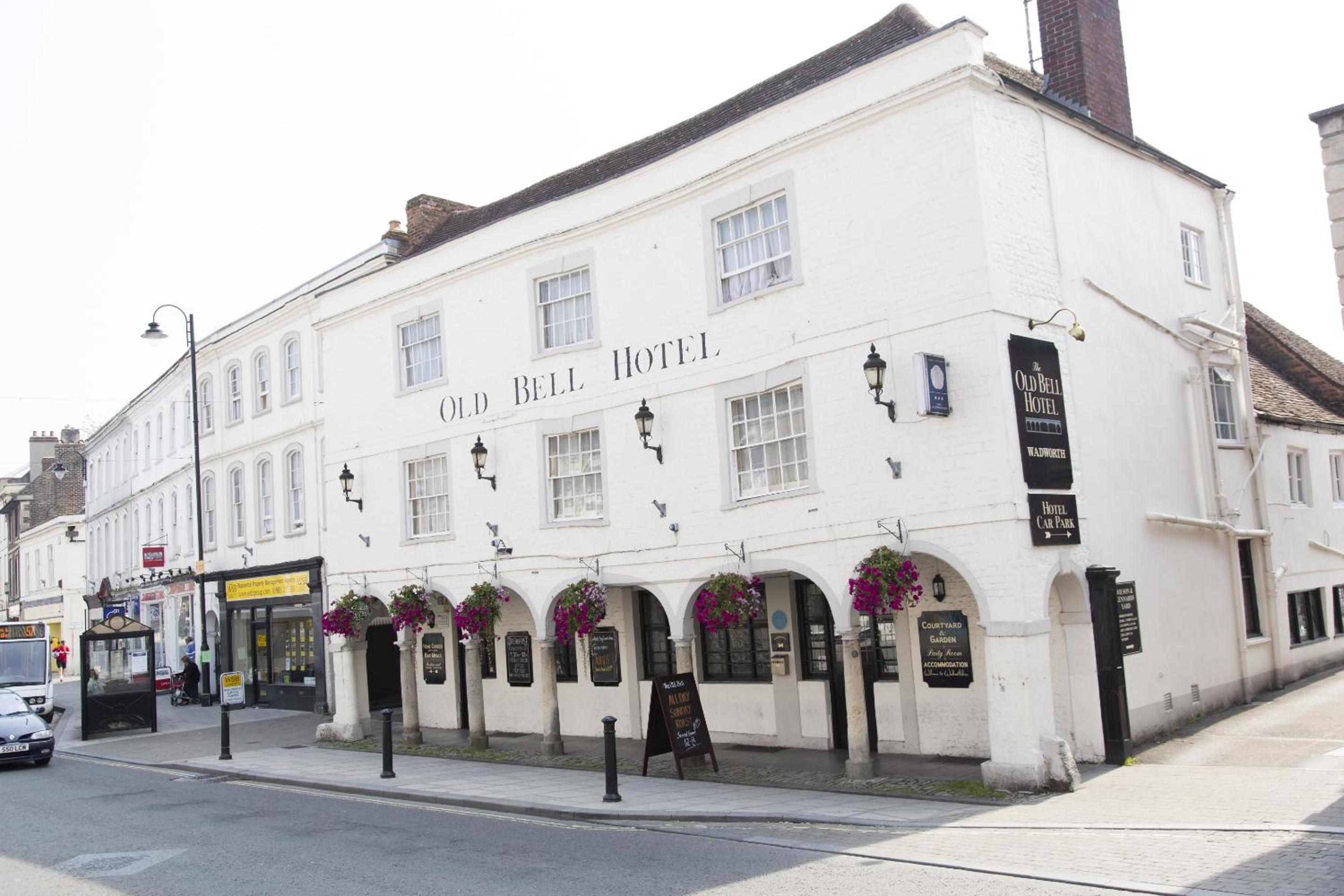 The Old Bell Inn 39/51