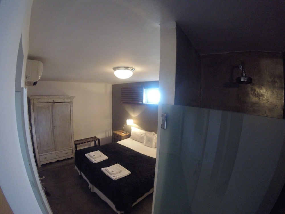 Hotel Costa Rica 34/66
