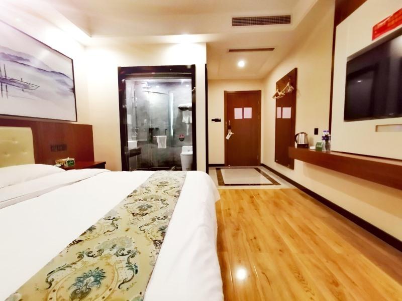GreenTree Alliance Changzhou Jintan District Dongmen Street Hotel 18/42