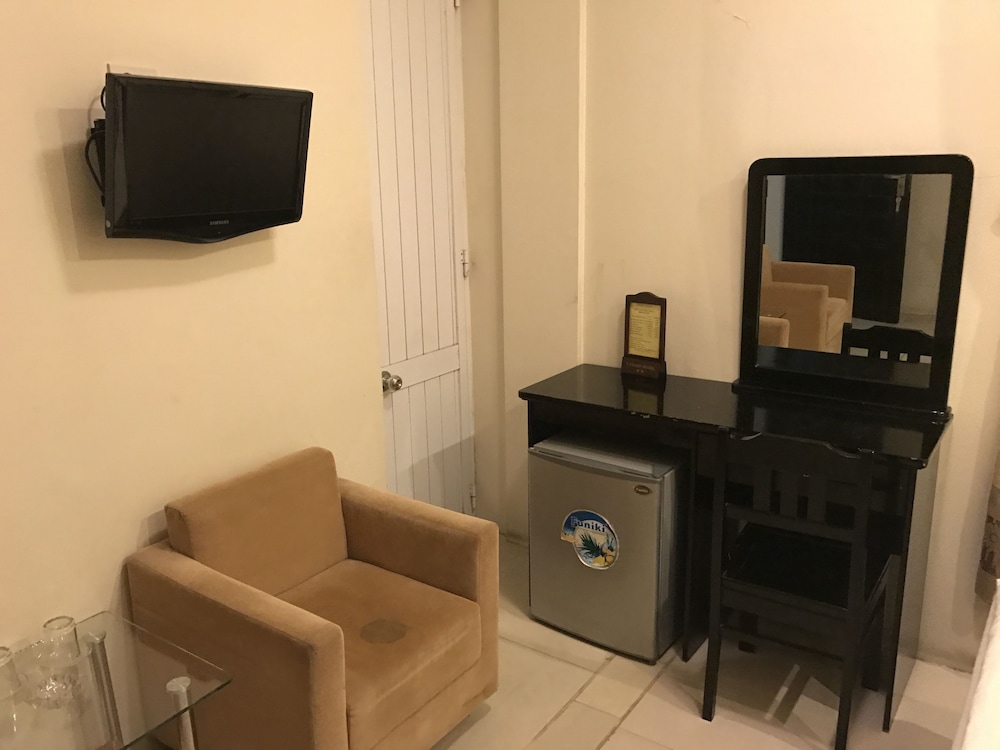 Canary Hotel 32/50