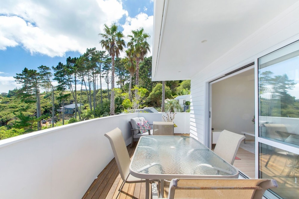 Waiheke Island Resort 57/70