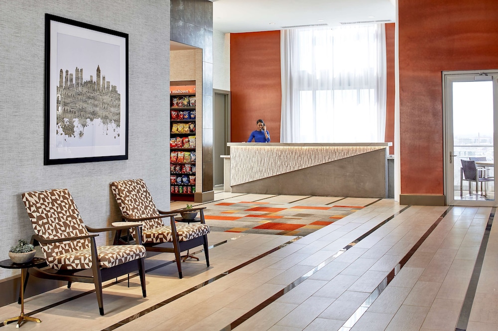 Hampton Inn and Suites Atlanta Midtown 8/53