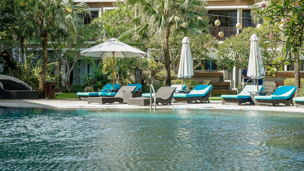 Golden Tulip Jineng Resort Bali Hotel 71/74