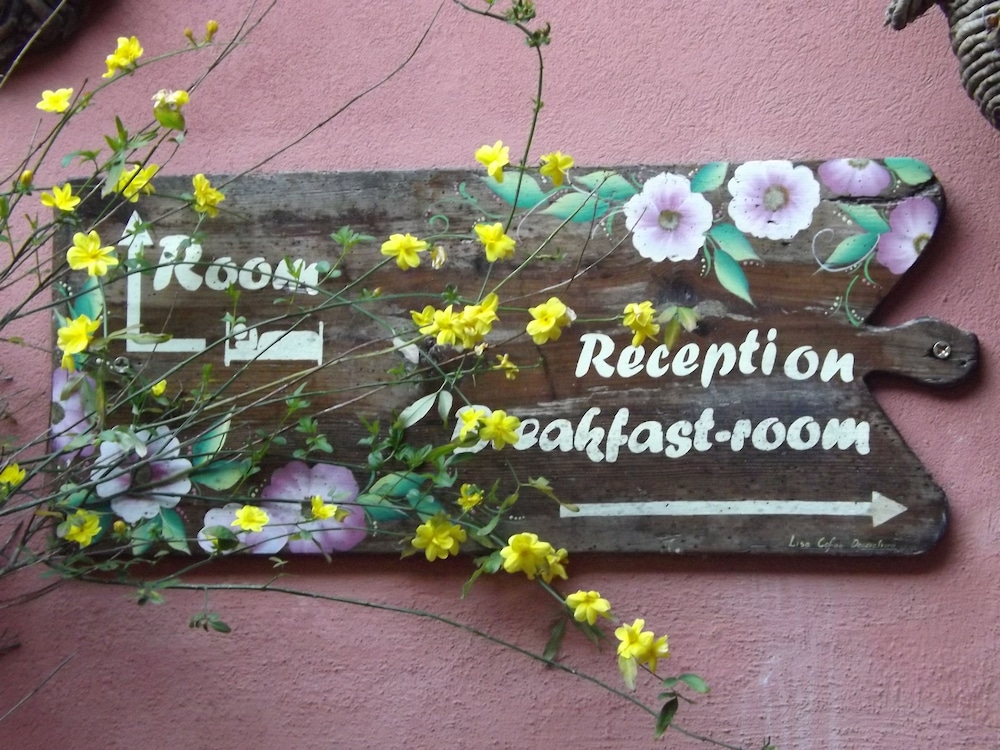 ALBERGO DIFFUSO BORGO SANTA CATERINA 68/68