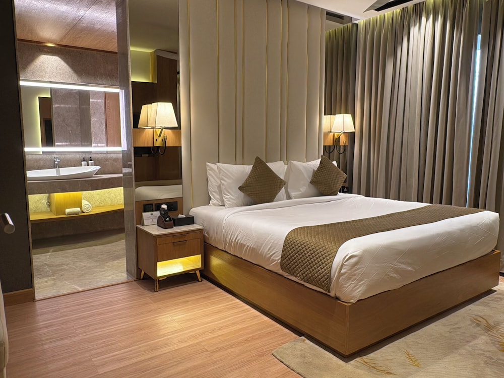 Hotel Grand Imperia 7/37