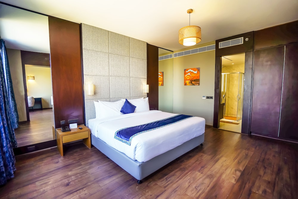 Essentia Luxury Hotel Indore 29/68