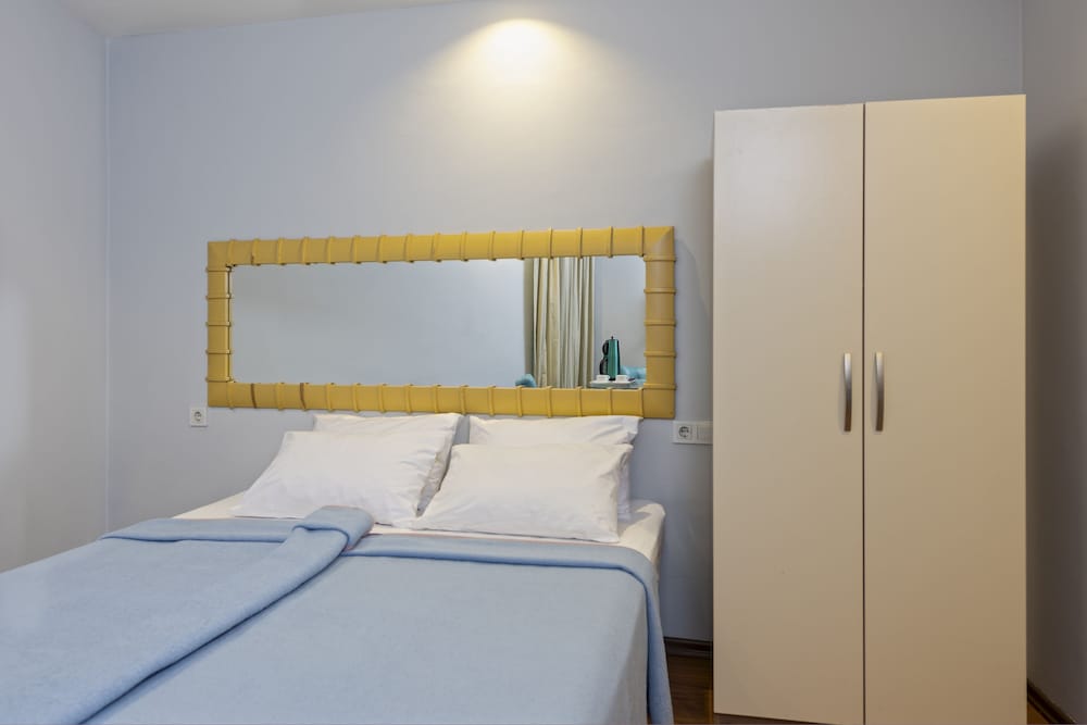 Gvar Apart Otel 12/35