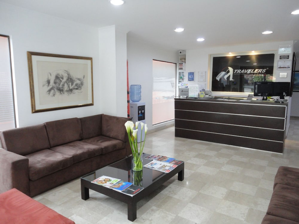 Travelers Apartamentos Y Suites Fontana Plaza 39/47