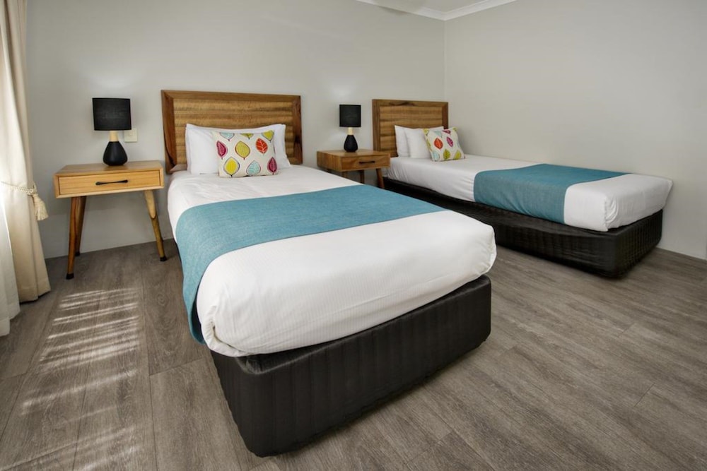 Vintages Accommodation 16/66
