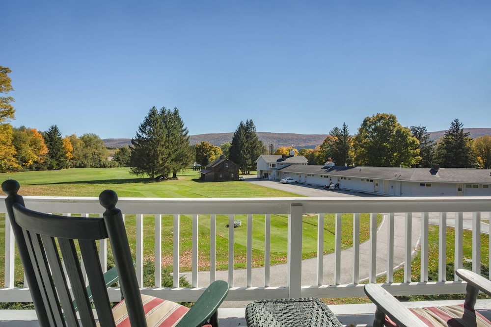 The Palmer House Resort, an Ascend Collection Hotel 23/50
