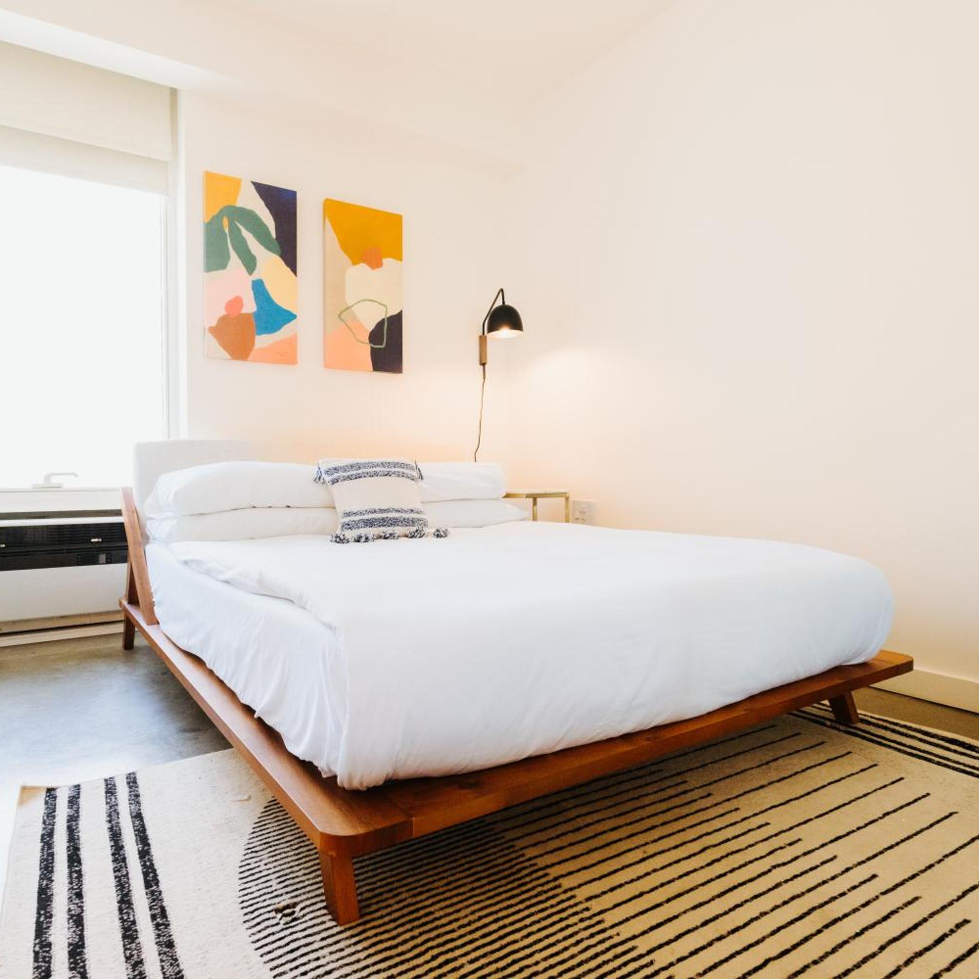ECONOMY, DOUBLE BED