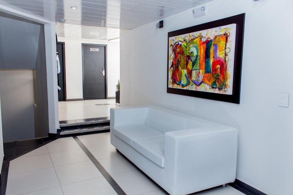 Hotel Metropolitano 44/44