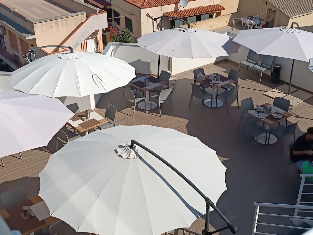 Hotel Alma di Alghero 65/82