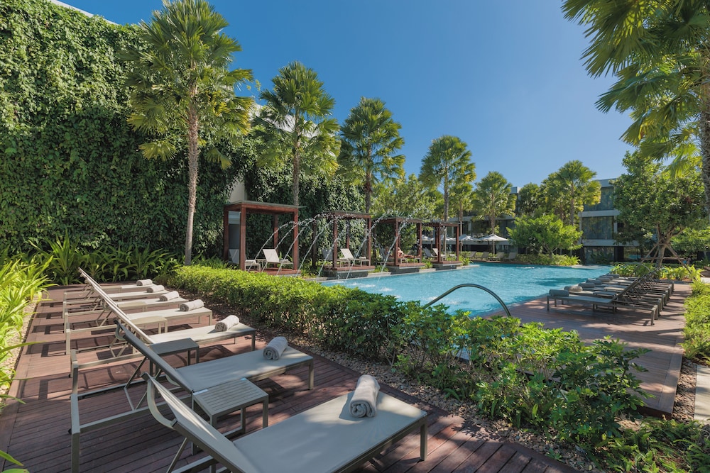 Stay Wellbeing and Lifestyle Resort 45/46