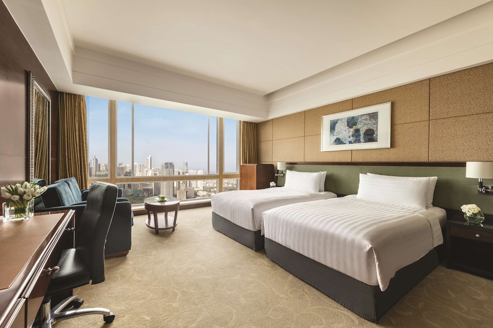 Shangri La Chengdu 23/72