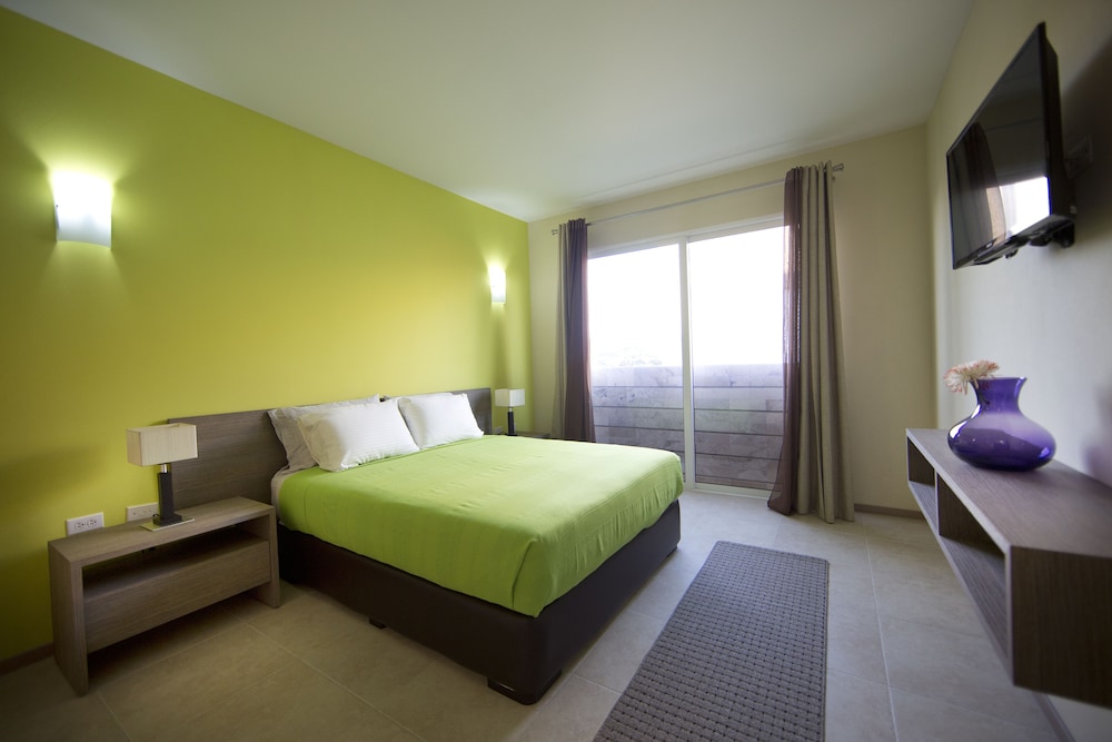 2 Bedrooms, Design, Apartment, 2 Queen Beds, Kitchen