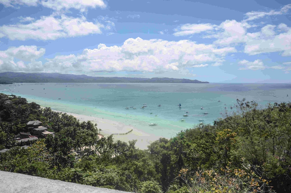 Boracay Amor Apartments 63/72
