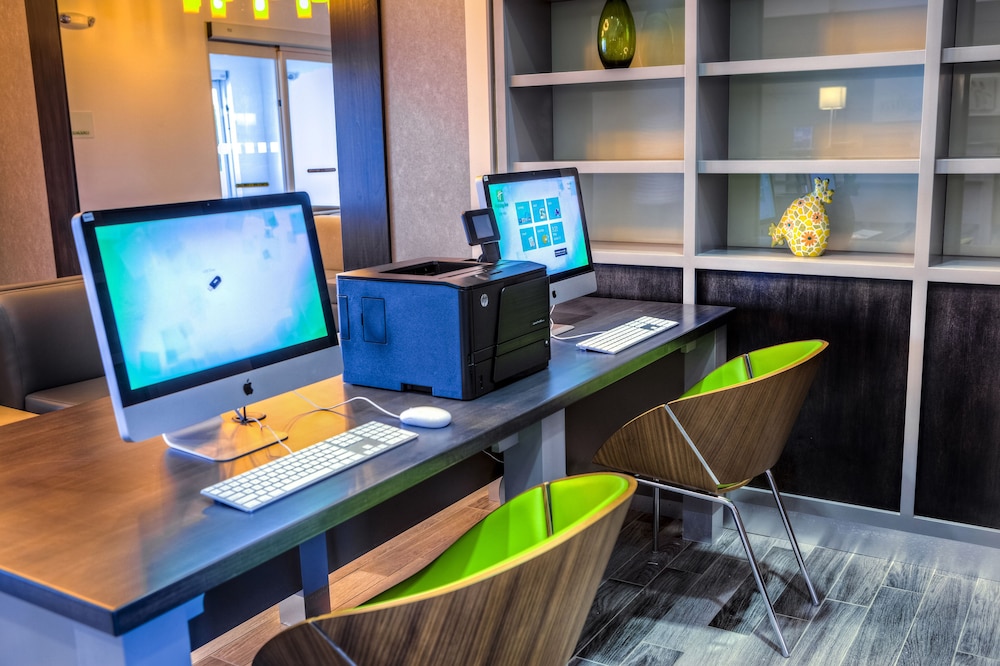 Holiday Inn Express Richmond by IHG 49/51