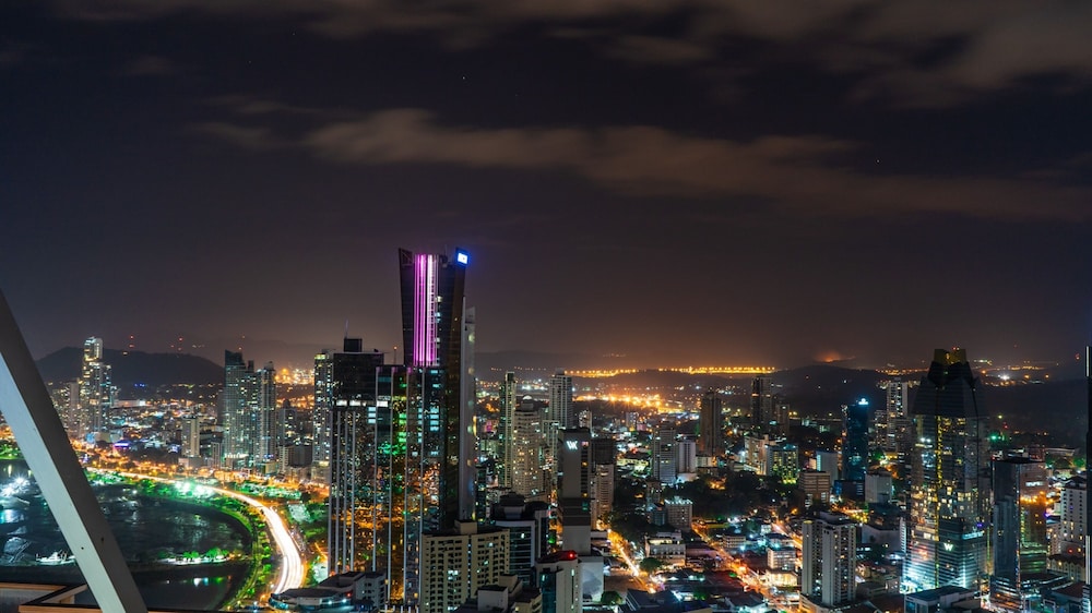 Megapolis Hotel Panama 54/61