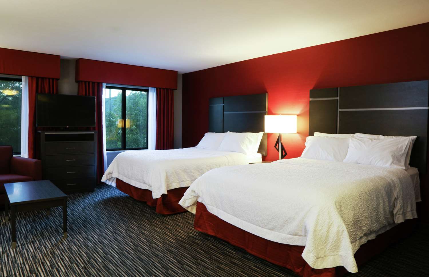 جناح استوديو بسريرين كوين، Hampton Inn & Suites Temecula 2/3