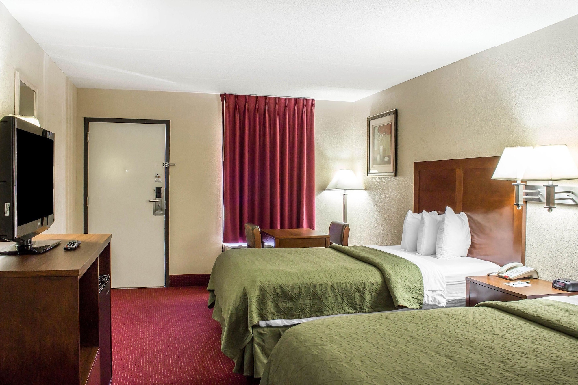 Standard, 2 Double Beds
