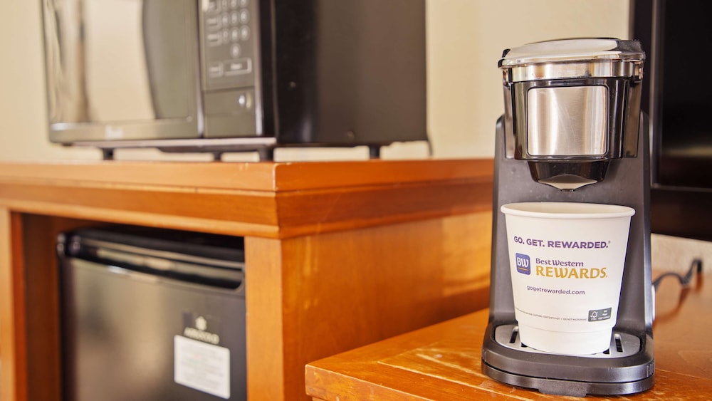 Best Western Plus Bayside Inn 24/39