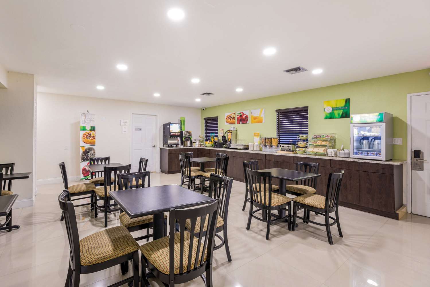 Baymont by Wyndham Orlando Downtown 8/20