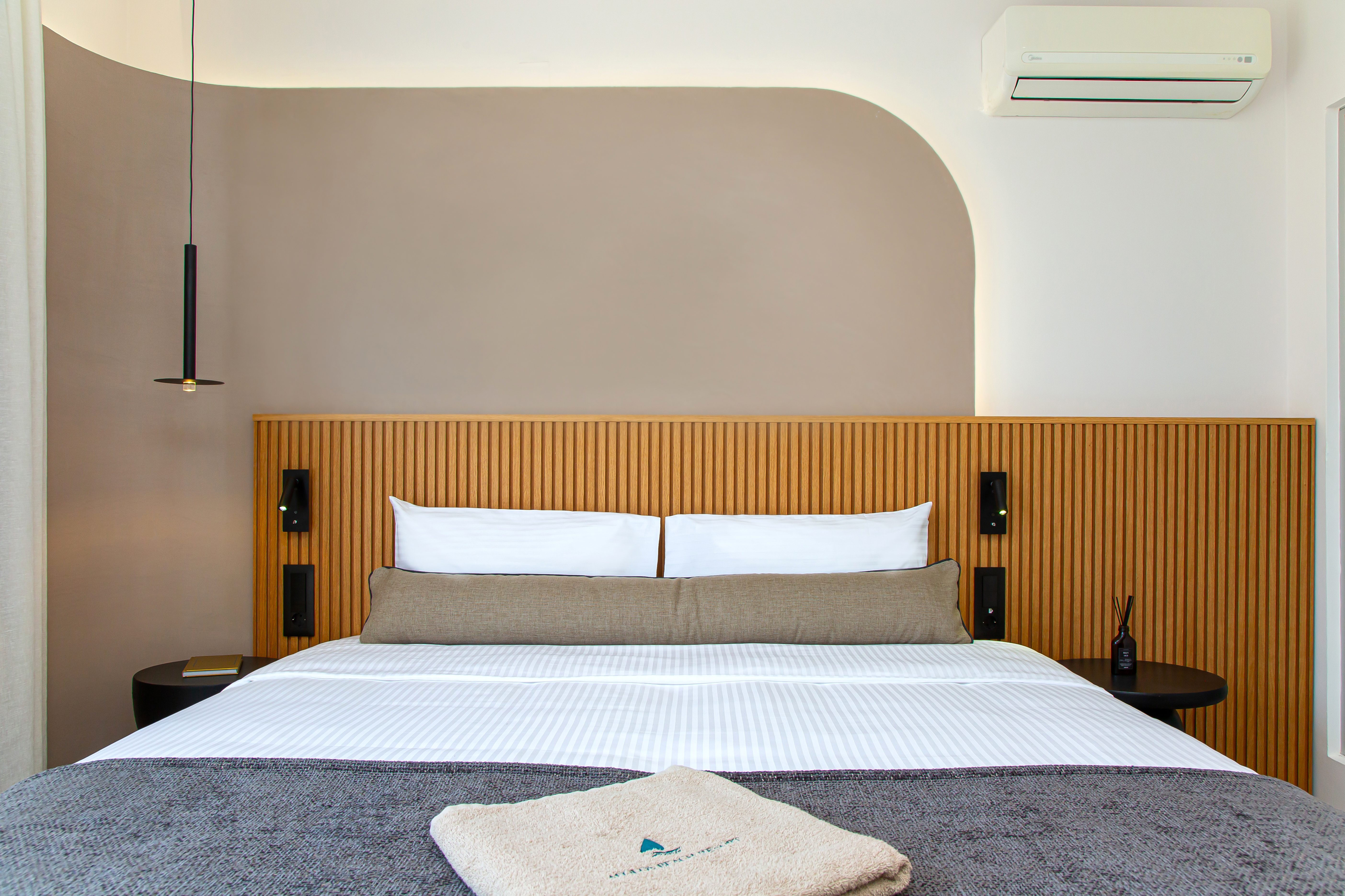 Premium, Triple, Side Sea View, Aeolos Beach Resort Crete 4/10