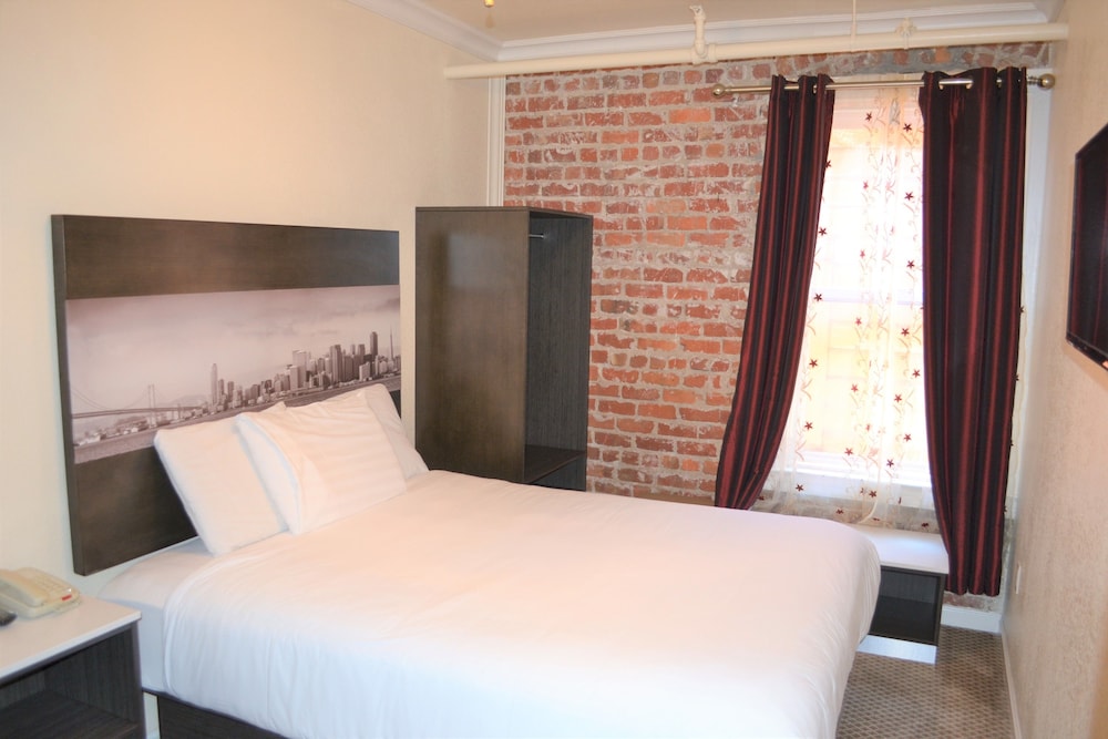 Inn on Folsom 14/36