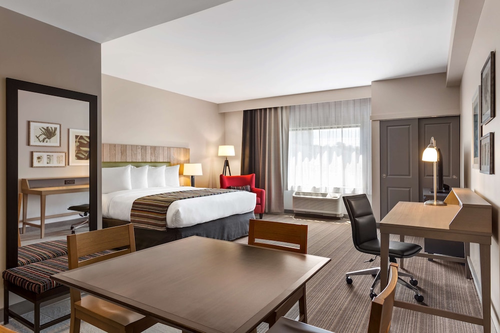 Country Inn and Suites by Radisson Smithfield Selma NC 20/30