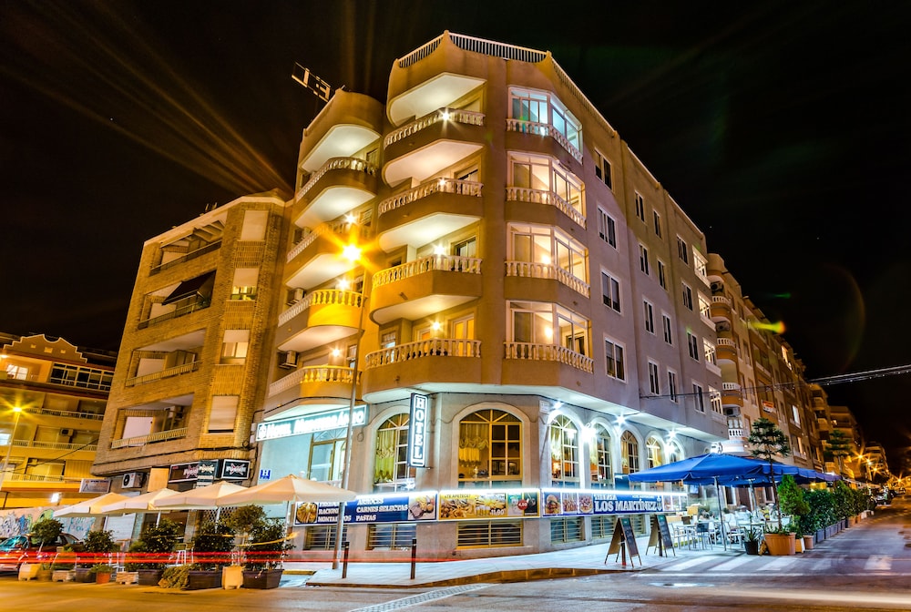 HOTEL MEDITERRANEO 1/52