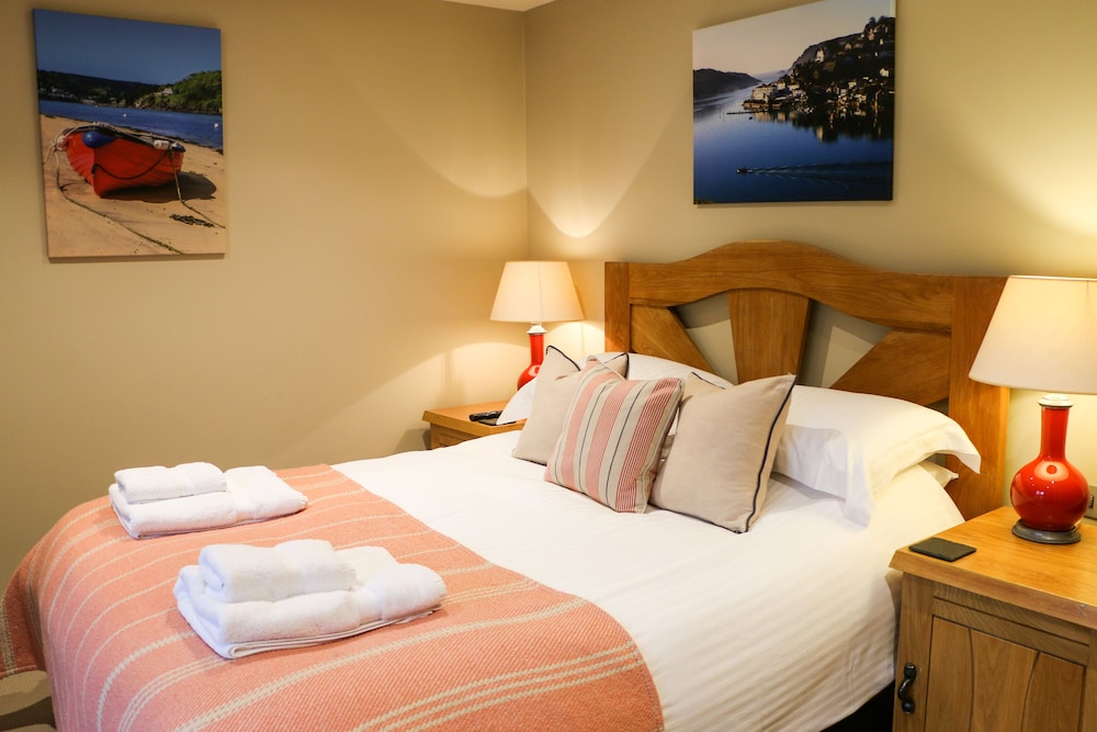 South Sands Hotel 9/50