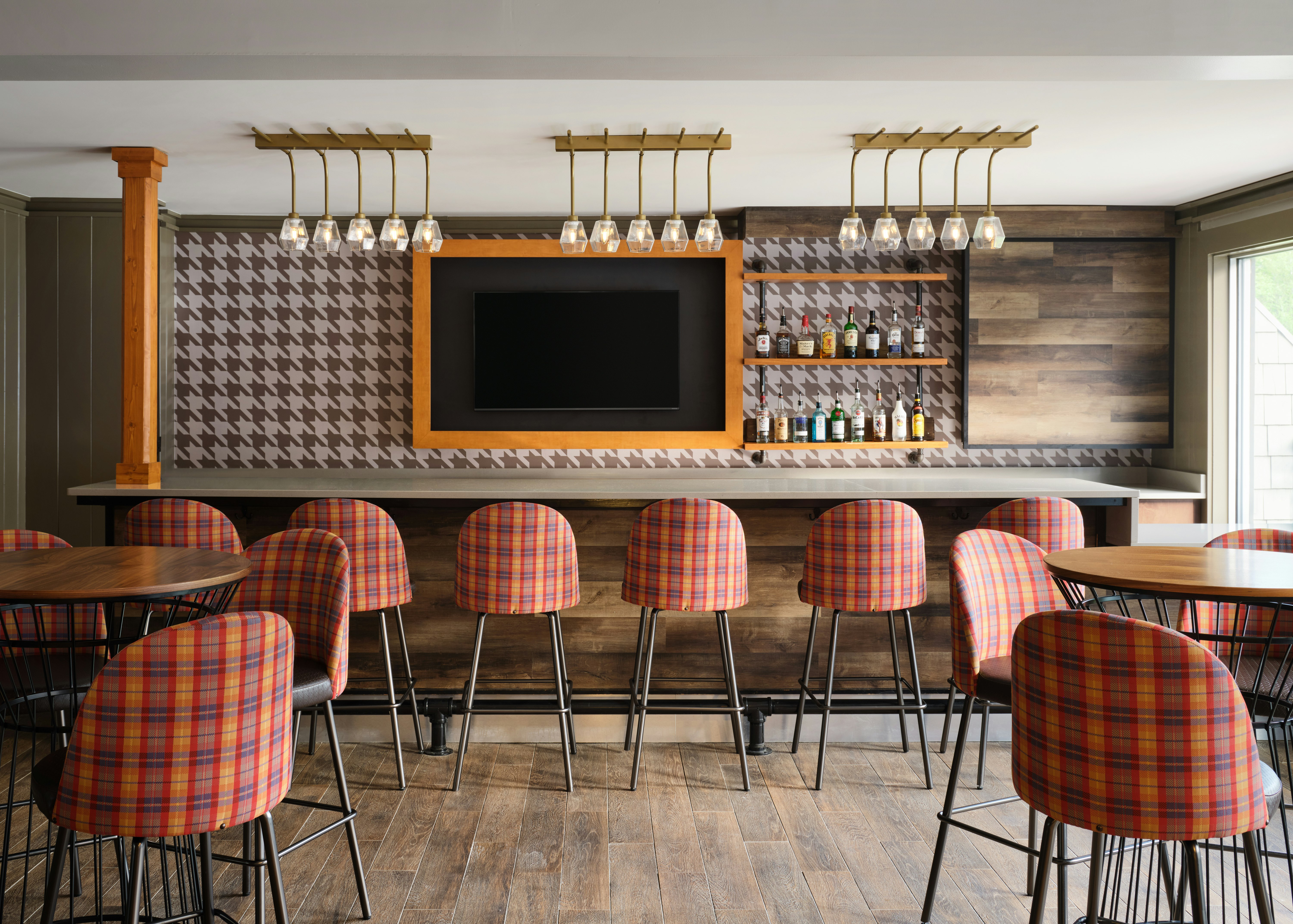 Killington Mountain Lodge, Tapestry Collection by Hilton 24/33