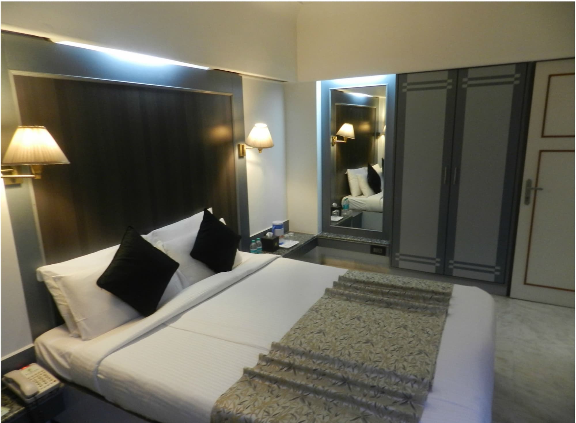 جناح بسريرين كوين بغرفتي نوم، Regenta Place The Emerald 7/10