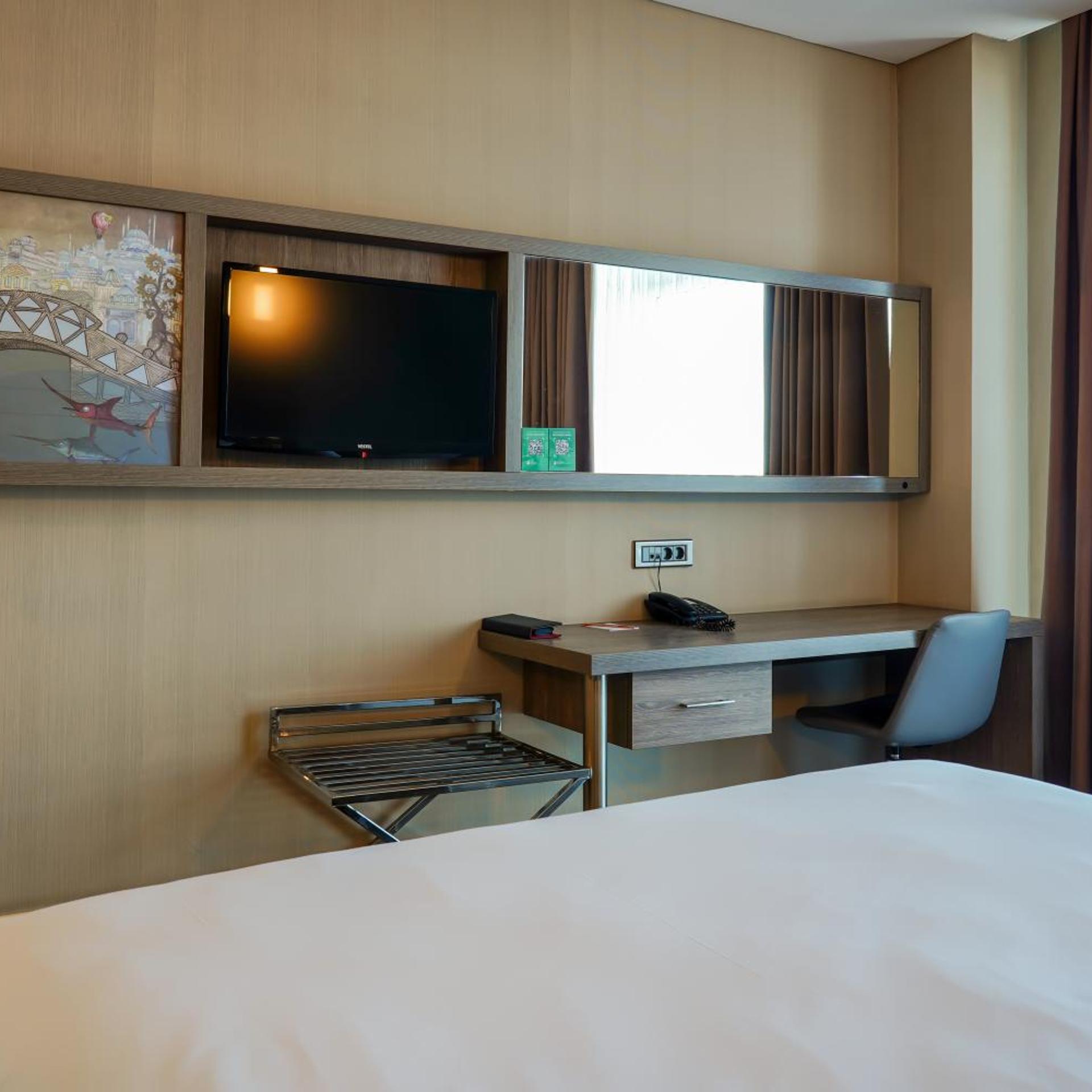 غرفة ثلاثية بإطلالة على المدينة، Ramada Encore By Wyndham Bayrampasa 5/10