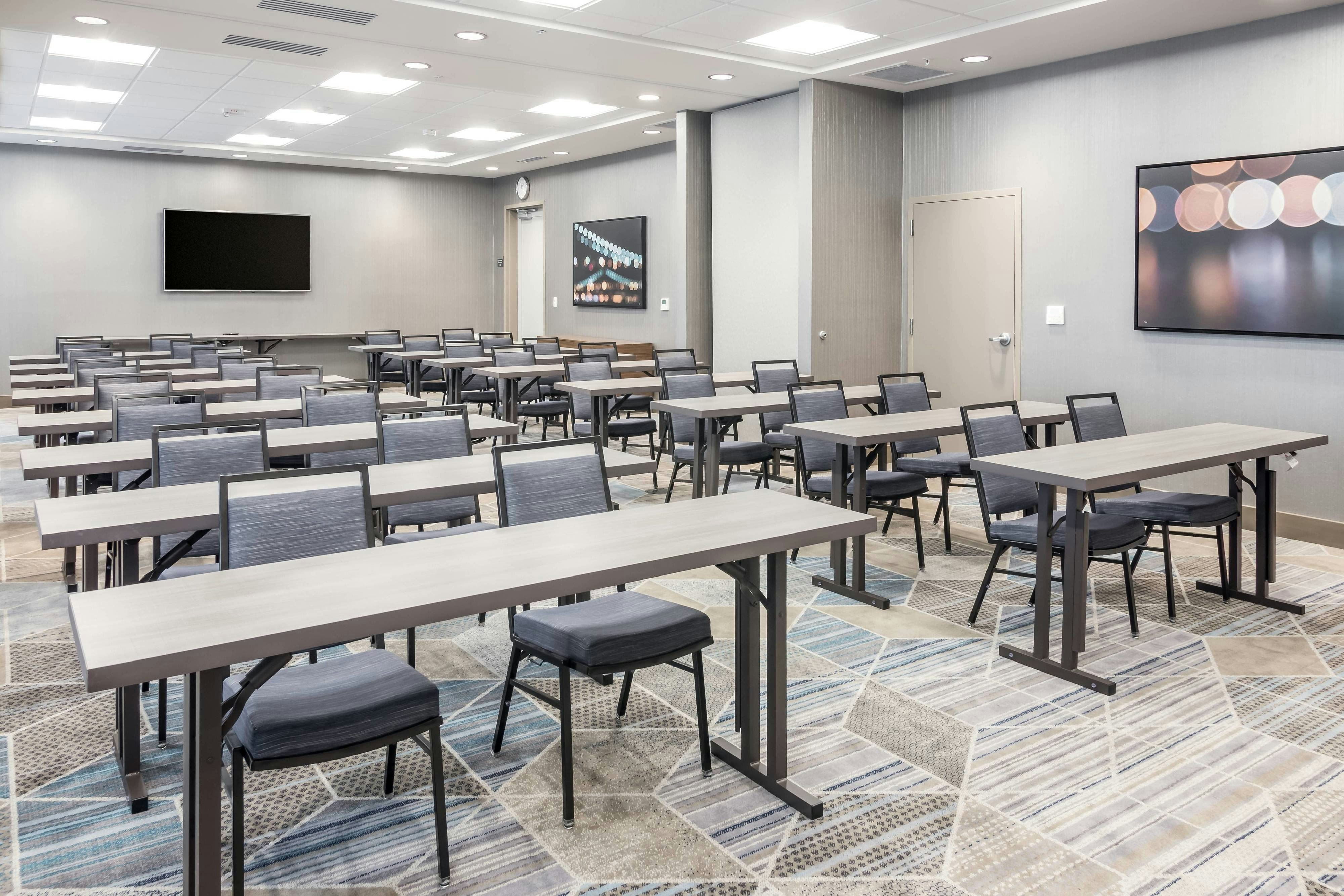 Fairfield Inn Suites San Jose North Silicon Valley 42/55